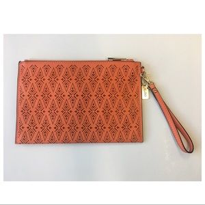 Aldo Clutch